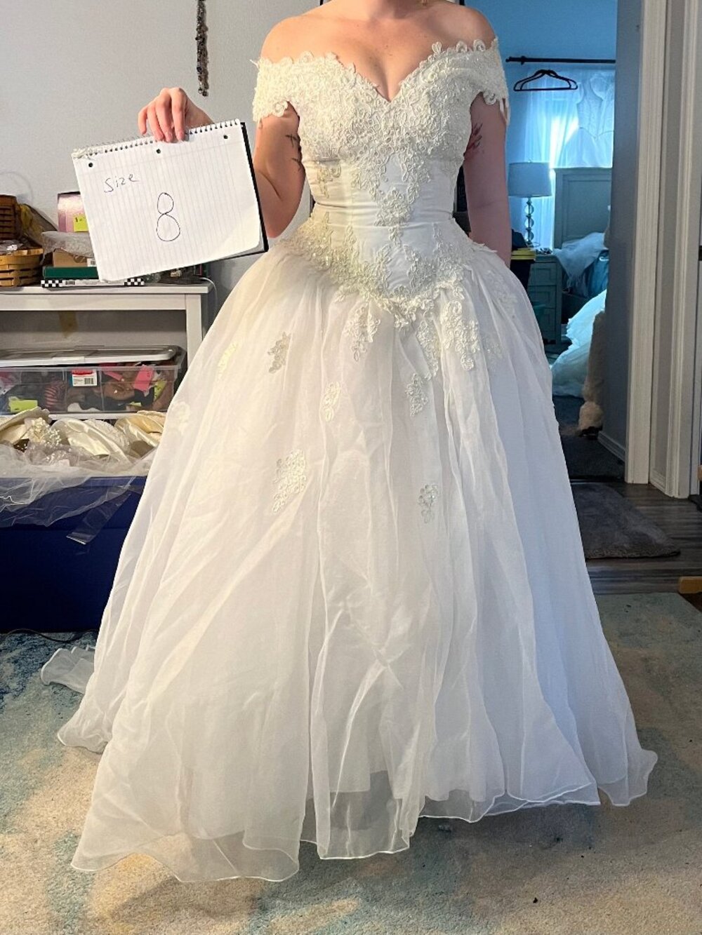 Vintage Full Skirted wedding gown. size 14 (dress #120)